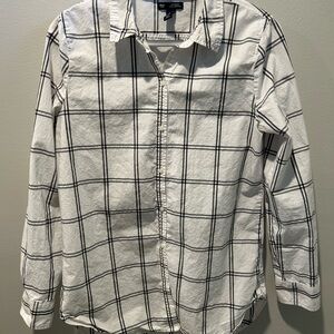 GAP Women’s Button down Shirt